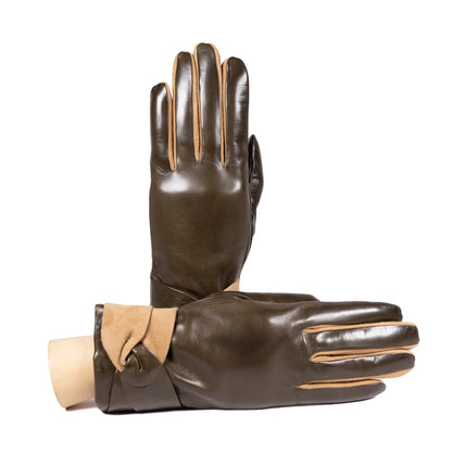 Ladies' dark brown nappa leather gloves with soft cashmere lining and contrasting suede cuffs, showcasing elegant Italian design.