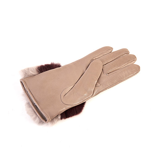 Ladies' beige nappa leather gloves featuring a bicolor real fur panel and cashmere lining for luxurious warmth and elegance.