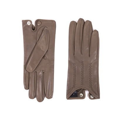 Women's unlined spring gloves in soft taupe leather, showcasing elegant stitching and a refined design for sophisticated style.