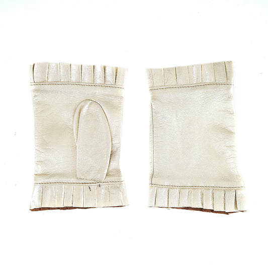 Women's unlined half fingers gloves in gold laminated nappa leather