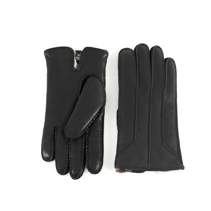 Finestrella: handcrafted deerskin gloves