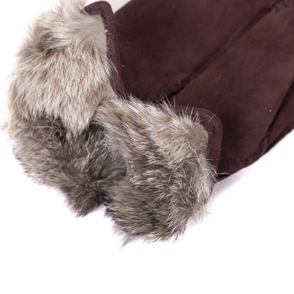 Handcrafted burgundy suede gloves featuring luxurious natural rabbit fur lining for warmth and elegance.