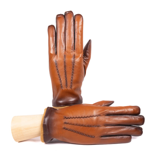 Men's vintage style leather gloves in rich brown, showcasing expert stitching and premium Italian craftsmanship.